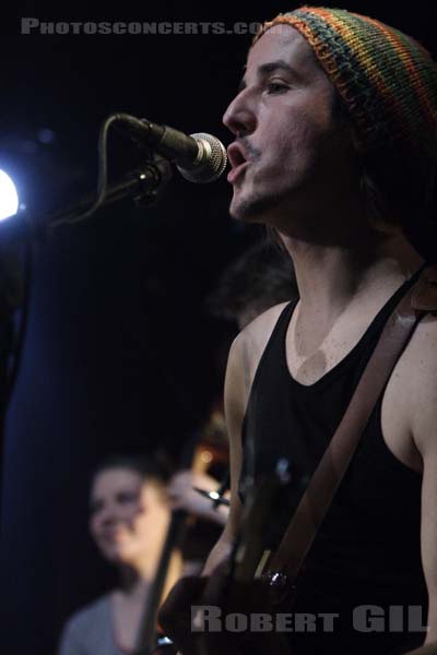 MON COTE PUNK - 2005-12-01 - PARIS - Cabaret Sauvage - 